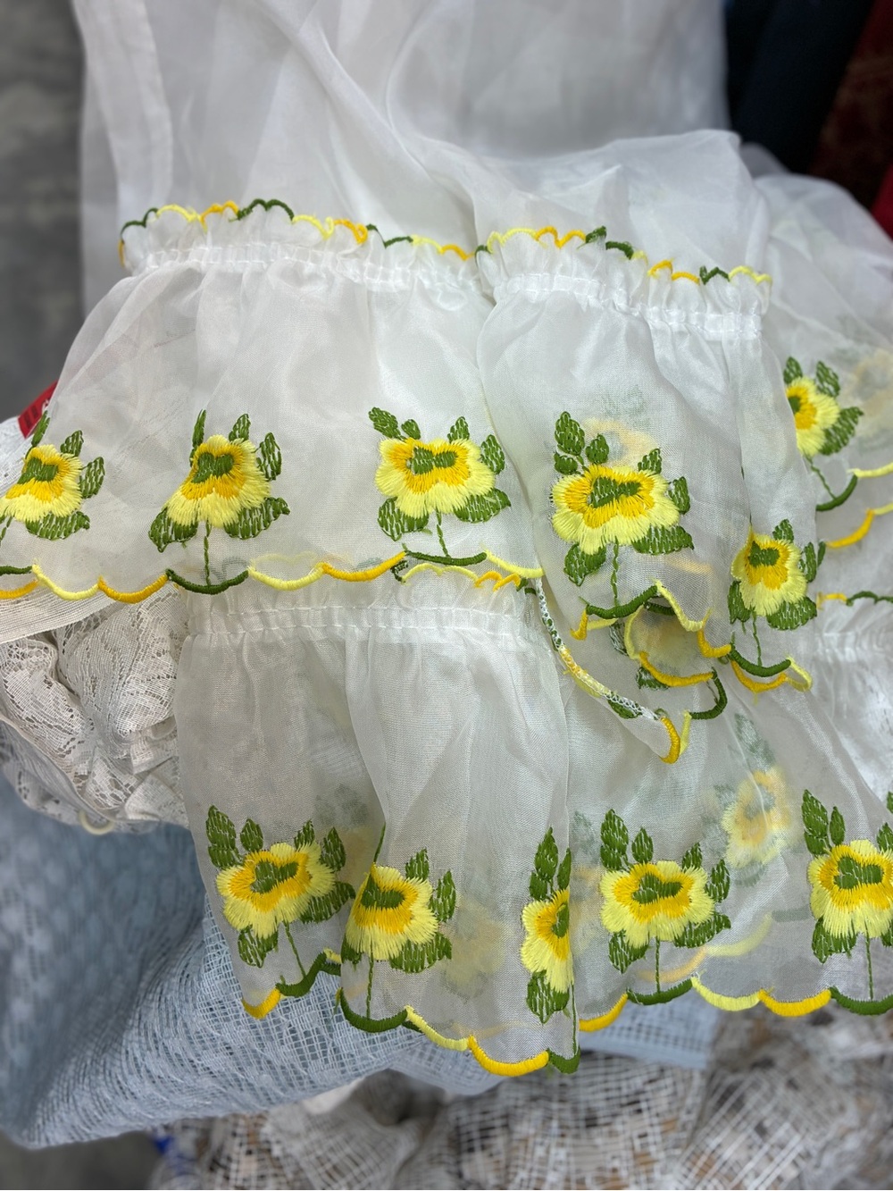 Vintage 70’s embroidery flowers window valance  White Sheer Ruffle with Yellow
